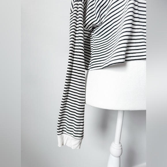 Revolve Superdown Long Sleeve Top - Picture 4 of 5